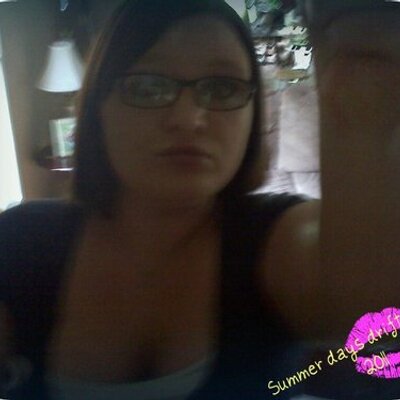 Profile Picture of Cecelia Stephenson (@Ceci2690) on Twitter