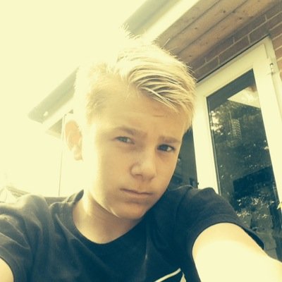 Profile Picture of Tyler (@FairbairnTyler) on Twitter