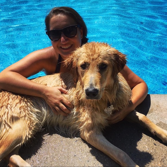 Profile Picture of Christina Horstmann (@chorstmann10) on Poshmark