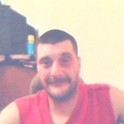 Profile Picture of Jesse Barger (@snugglejesse) on Twitter