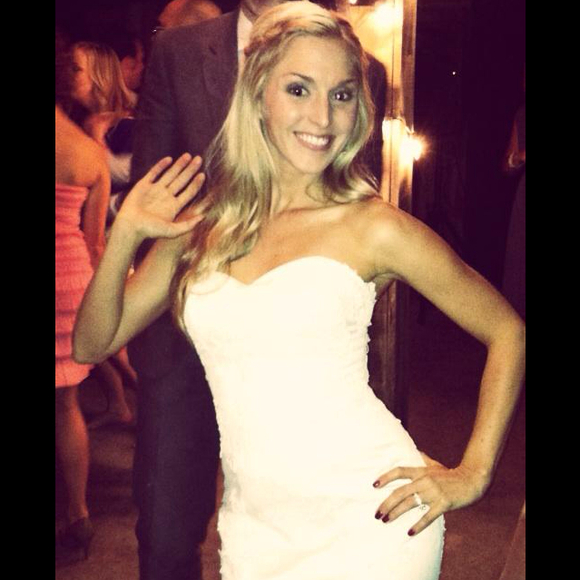 Profile Picture of Hillary Stenner (@stenner77) on Poshmark
