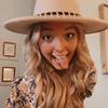 Profile Picture of Ivey Bennett🧚🏼‍♀️ (@@iveybennett) on Tiktok