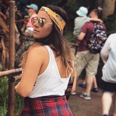 Profile Picture of Amanda Barker (@manda_barks) on Twitter