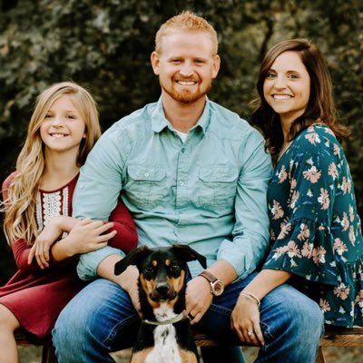 Profile Picture of David Clary (@declary24) on Twitter