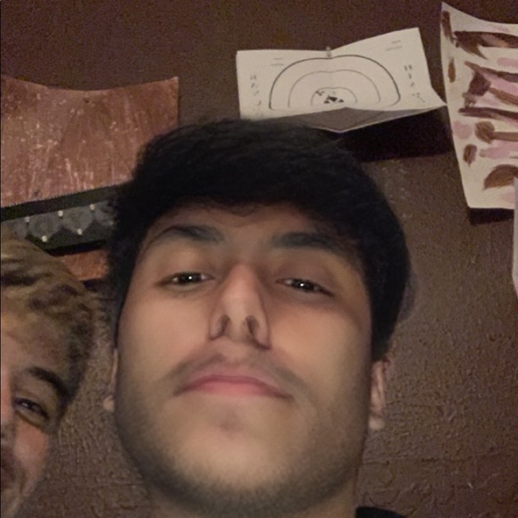 Profile Picture of John Clayton (@jsjfjdndn) on Poshmark