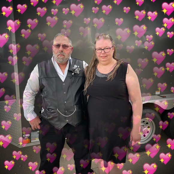 Profile Picture of Tina Eiffler (@tinaeiffler) on Poshmark