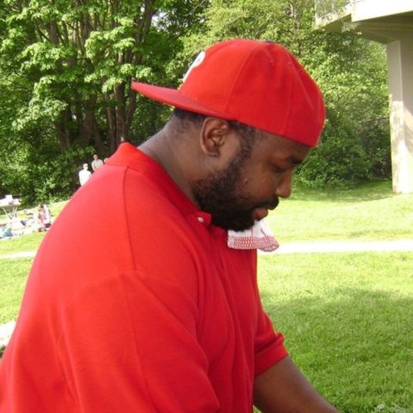 Profile Picture of Stanley Avant (@hamboone) on Poshmark