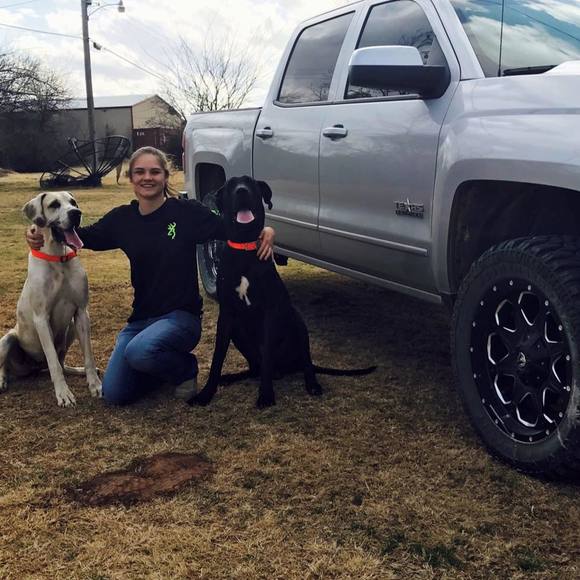 Profile Picture of Bailey Terry (@baileyterry22) on Poshmark