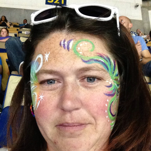 Profile Picture of Leann Falcone (@lele298) on Poshmark