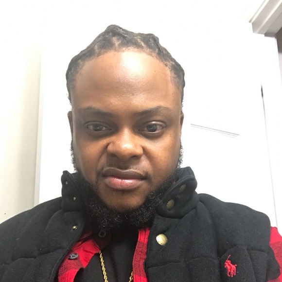 Profile Picture of Christopher Bolden (@thetruth73) on Poshmark