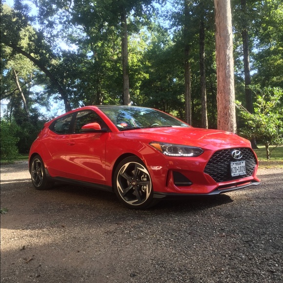 Profile Picture of Jonathan Cason (@cornbread997) on Poshmark