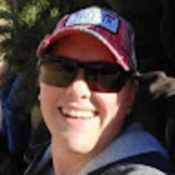 Erica Isakson - Poshmark Profile Picture of Erica Isakson (@ericaisakson22) on Poshmark