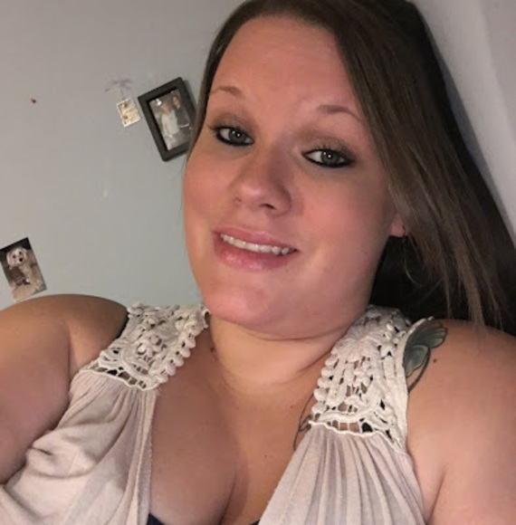 Profile Picture of Caitlyn Desourdy (@cdesourdy92) on Poshmark
