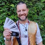 Profile Picture of Ricco Valdéz Tarot | Cursos, Mentoria, Aconselhamento (@riccovaldez_tarot) on Instagram