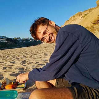 Profile Picture of 🧿 J o n  K i n g (@jonathan.king) on Instagram