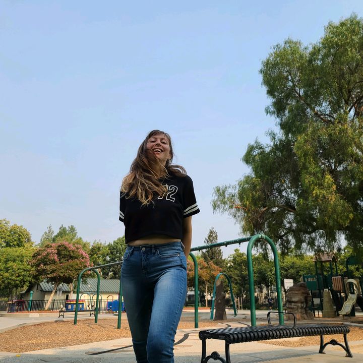 Profile Picture of Iris luciel (@fireyirie) on Tiktok