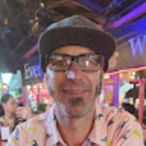 Jeff Michie - Poshmark Profile Picture of Jeff Michie (@jeffmichie18) on Poshmark