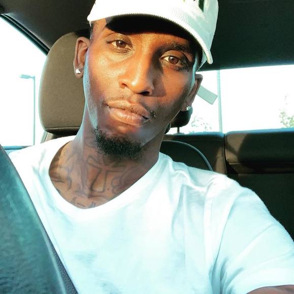 Profile Picture of Kevin Batiste (@kevinbatiste) on Poshmark
