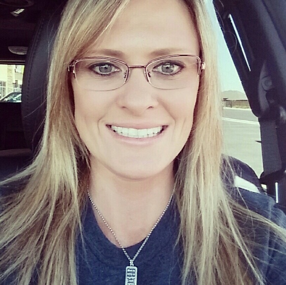 Profile Picture of Tanya Bramblette (@tanyadfw) on Poshmark