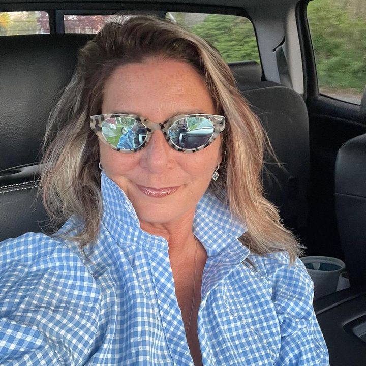 Profile Picture of Suzanne Rosa Lucibel (@suzannerosalucibe) on Tiktok