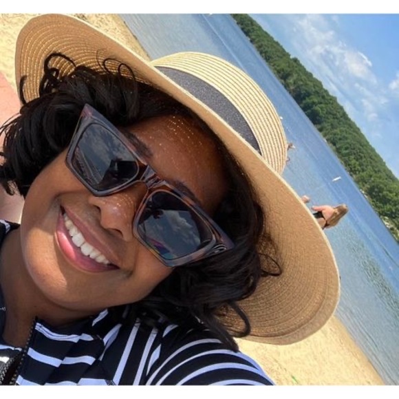 Profile Picture of Tami Pearson (@tamster58) on Poshmark