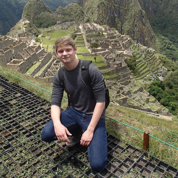 Profile Picture of Joshua Levno (@jdlevno) on Poshmark