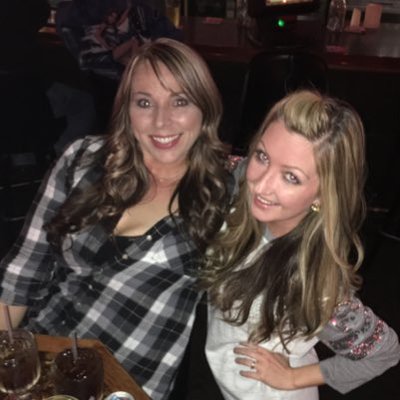 Profile Picture of Stephanie Logue (@StepOnMe830211) on Twitter