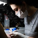 Profile Picture of Vivian Oliari (@vivian.tattooart) on Instagram