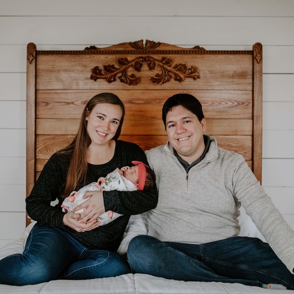 Profile Picture of Melissa Walraven (@melissawalraven) on Poshmark