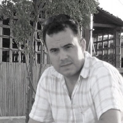 Profile Picture of Andy Loveday (@twinny1batley) on Twitter