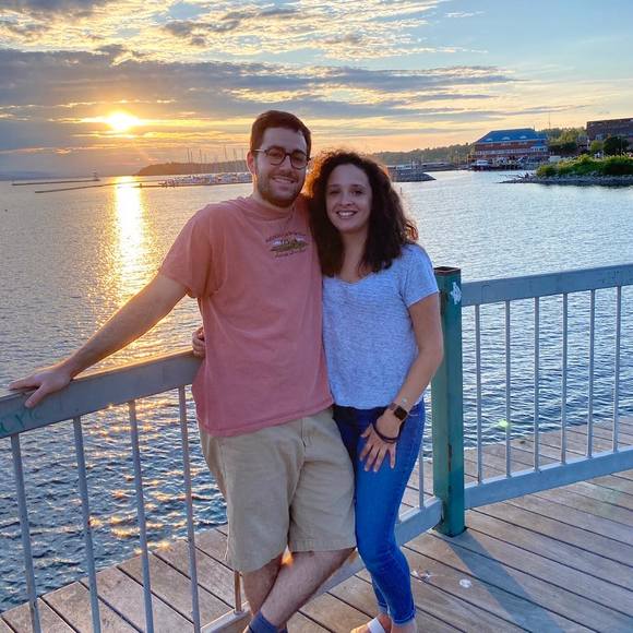 Champagne Burish - Poshmark Profile Picture of Champagne Burish (@cburr8907) on Poshmark