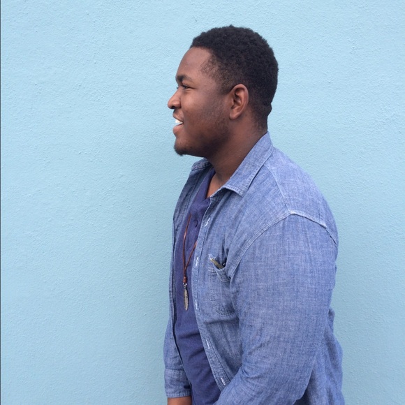 Profile Picture of Ruben Amizial (@ramizial) on Poshmark