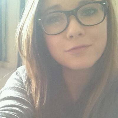 Profile Picture of Lea Schenk (@leeaschenk) on Twitter