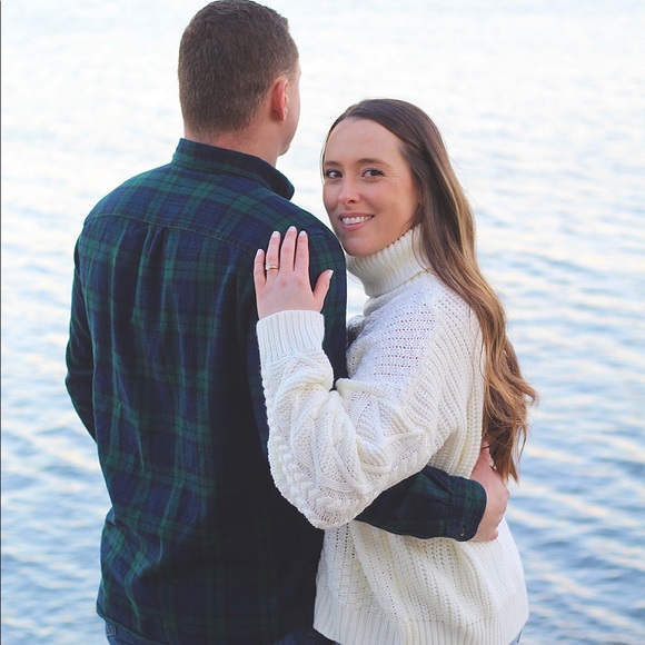 Profile Picture of Katelyn Mcgovern (@katelynmcgov809) on Poshmark