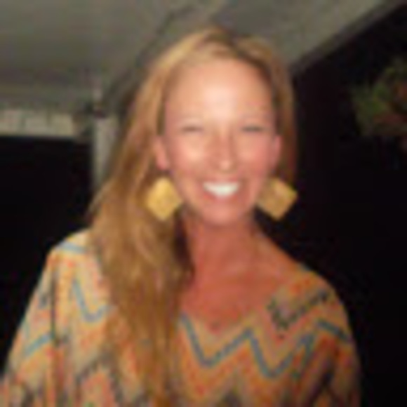 Profile Picture of Cj Gerndt (@cjgerndt2014) on Poshmark