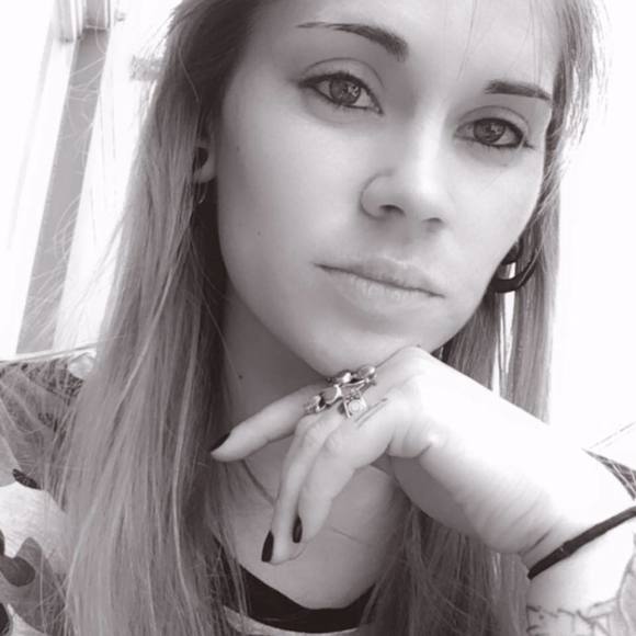 Profile Picture of Danielle Doughty (@eatmyshorts0812) on Poshmark