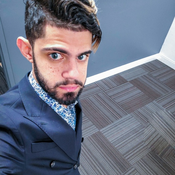 Profile Picture of Jeremy Rivas (@jeremyrivas) on Poshmark