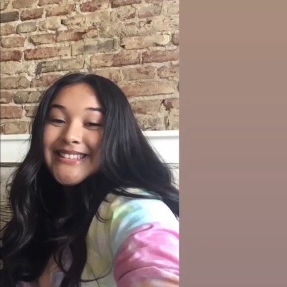 Noella Madrigal - Poshmark Profile Picture of Noella Madrigal (@noellamadrigal) on Poshmark