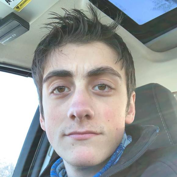 Profile Picture of Dominick Violante (@wolfdomtv) on Poshmark