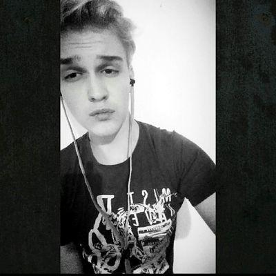 Profile Picture of Michael Ovy Rotar (@MichaelOvyRotar) on Twitter