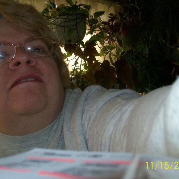 Profile Picture of Sherri Jarvis (@wildmittens1) on Poshmark