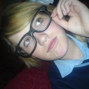 Profile Picture of Chloe Bateman (@imchloweebaybeii) on Myspace