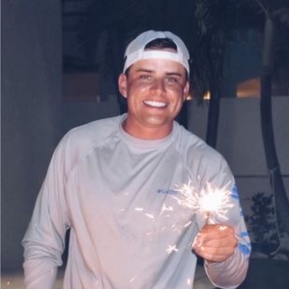 Profile Picture of Ryan Moedl (@ryanmoedl) on Poshmark
