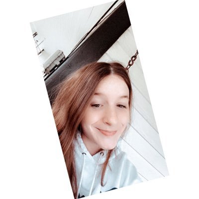 Profile Picture of Elizabeth Daugherty (@Elizabe36588250) on Twitter