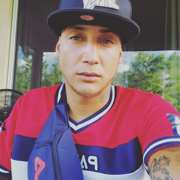 Profile Picture of Tomas Franco (@tiggfresh5) on Poshmark