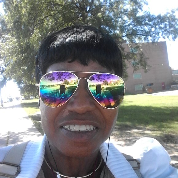 Profile Picture of Pamela Dixon (@pamela5454) on Poshmark