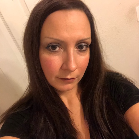 Profile Picture of Trisha Tyler (@tylertl2014) on Poshmark