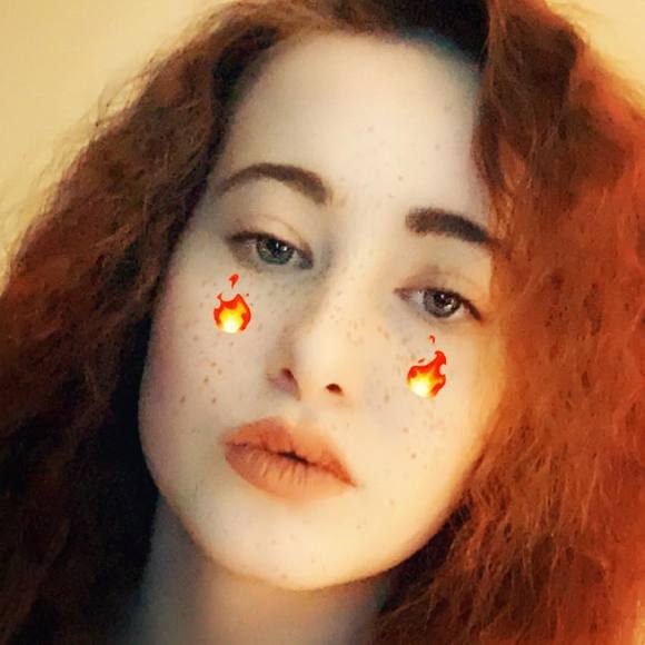 Profile Picture of Ariel Jordan (@arieljordan690) on Poshmark