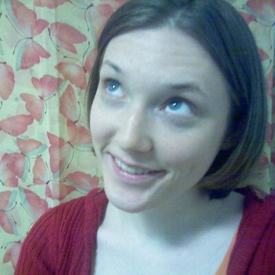 Profile Picture of Helen Connelly (@HeleSweet) on Twitter