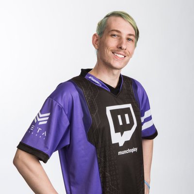 Profile Picture of David Roff (@MunchNPlay) on Twitter